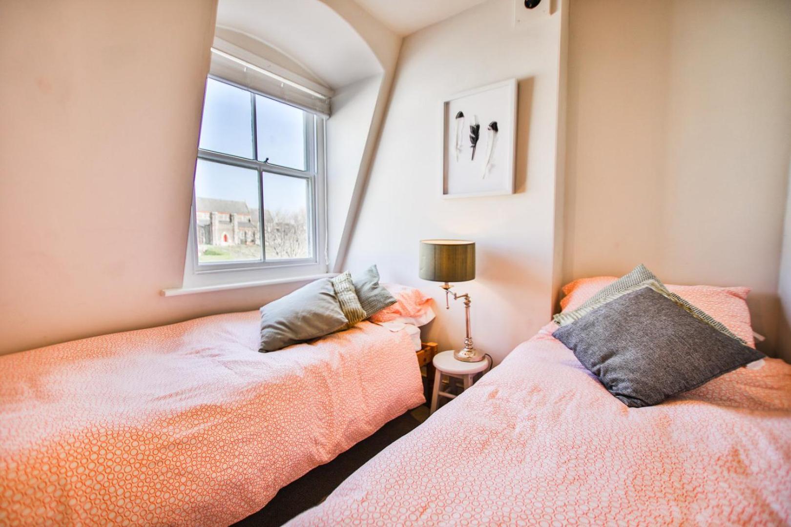 The Sunrise Penthouse Apartment Hastings Luaran gambar